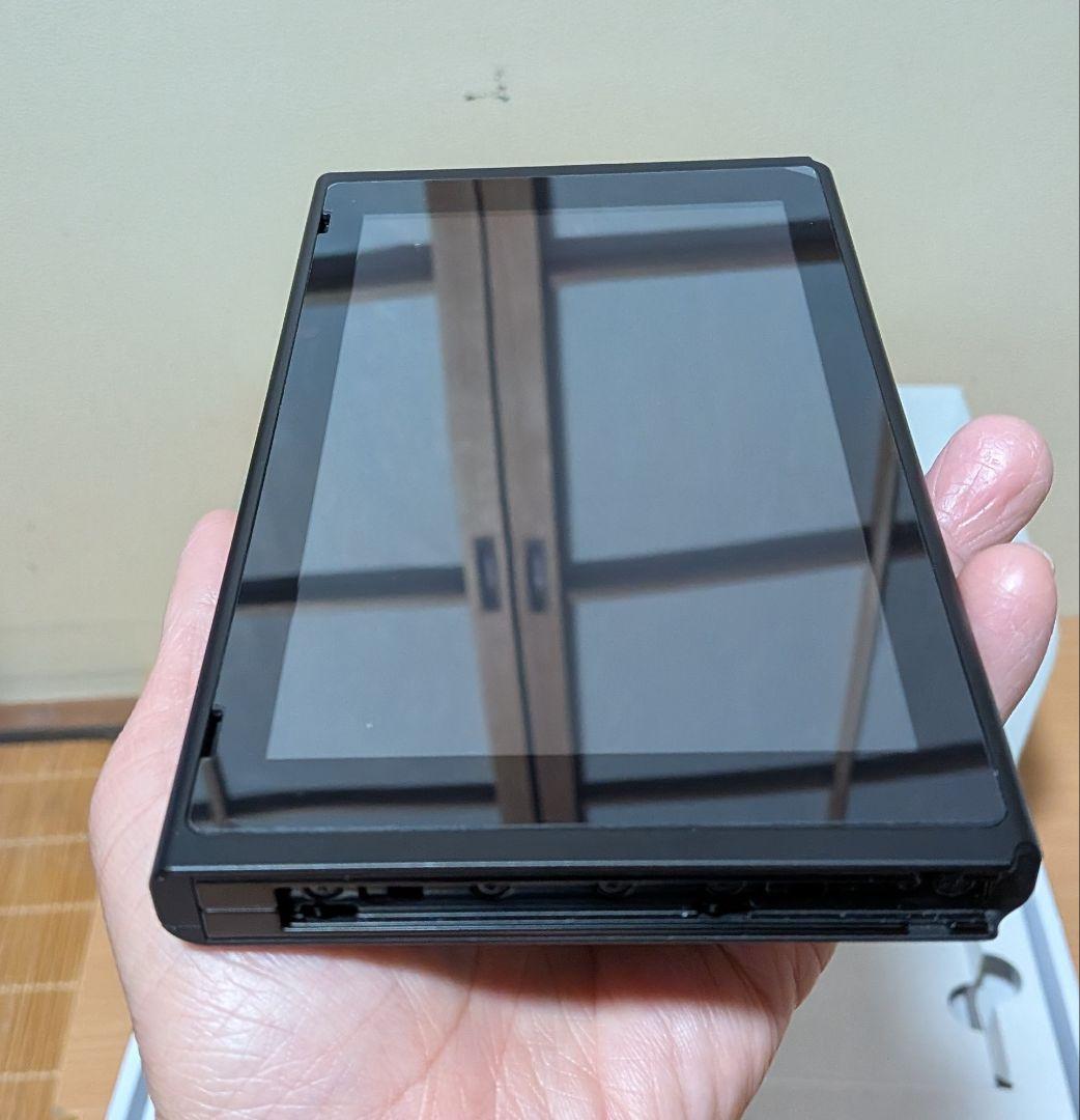 【つっちー】Nintendo Switch 本体 + ソフト2本