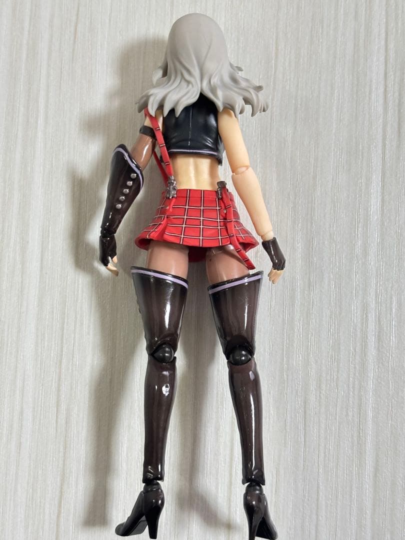 ゴッドイーター フィギュア アリサ・イリーニチナ・アミエーラ D-Arts