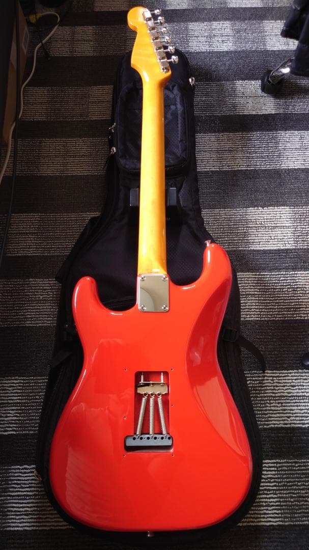 Fender Japan：ST62-78TX Fiesta Red