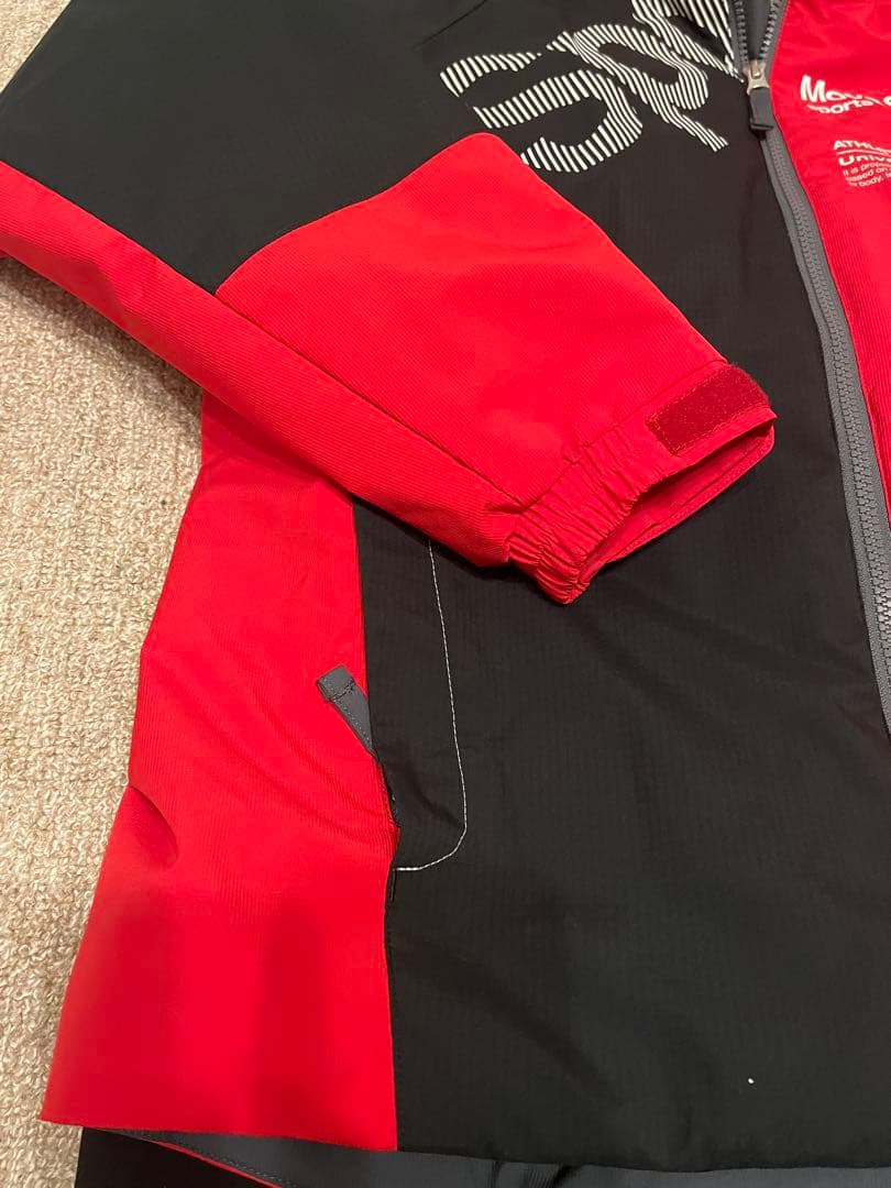 美品　DESCENTE デサント スキーウェア スノーボードウェア160