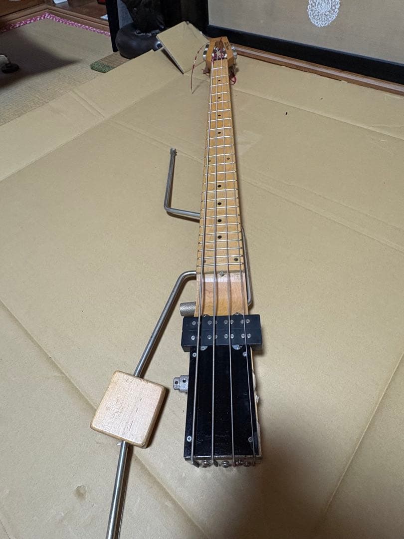 エレキベース 21フレット ケース付き