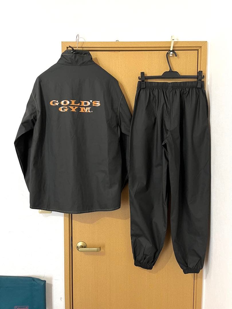 定価9.680円☆試着のみ超美品☆GOLD'S GYMオリジナル・サウナスーツ②