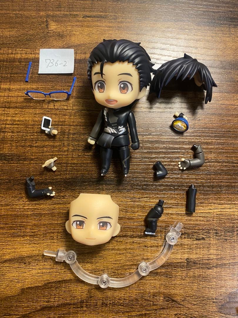 【モモ】激レア！ヴィクトルユーリ勇利ねんどろいど フィギュア