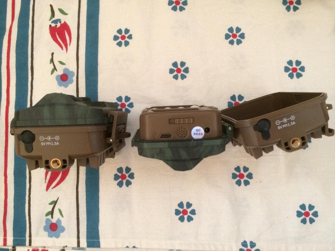 KJK トレイルカメラ 4台セット(2台×２)　32GB メモリーカード付●昼夜