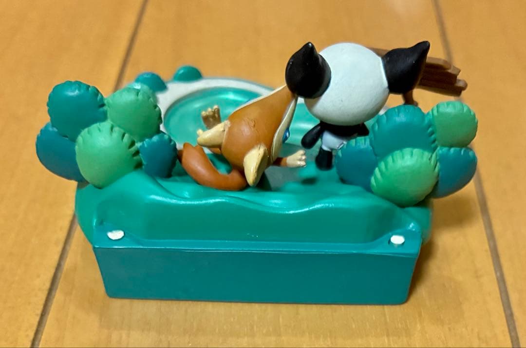 旧 クラシック リヴリーアイランド　フィギュア & シャーペン & ボールペン