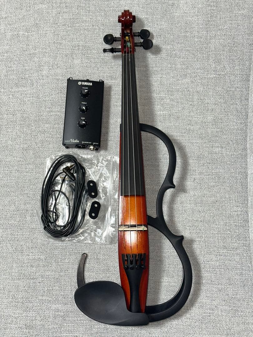 ヤマハ YAMAHA サイレントバイオリン ハードケース/ケーブル類/アンプ付き