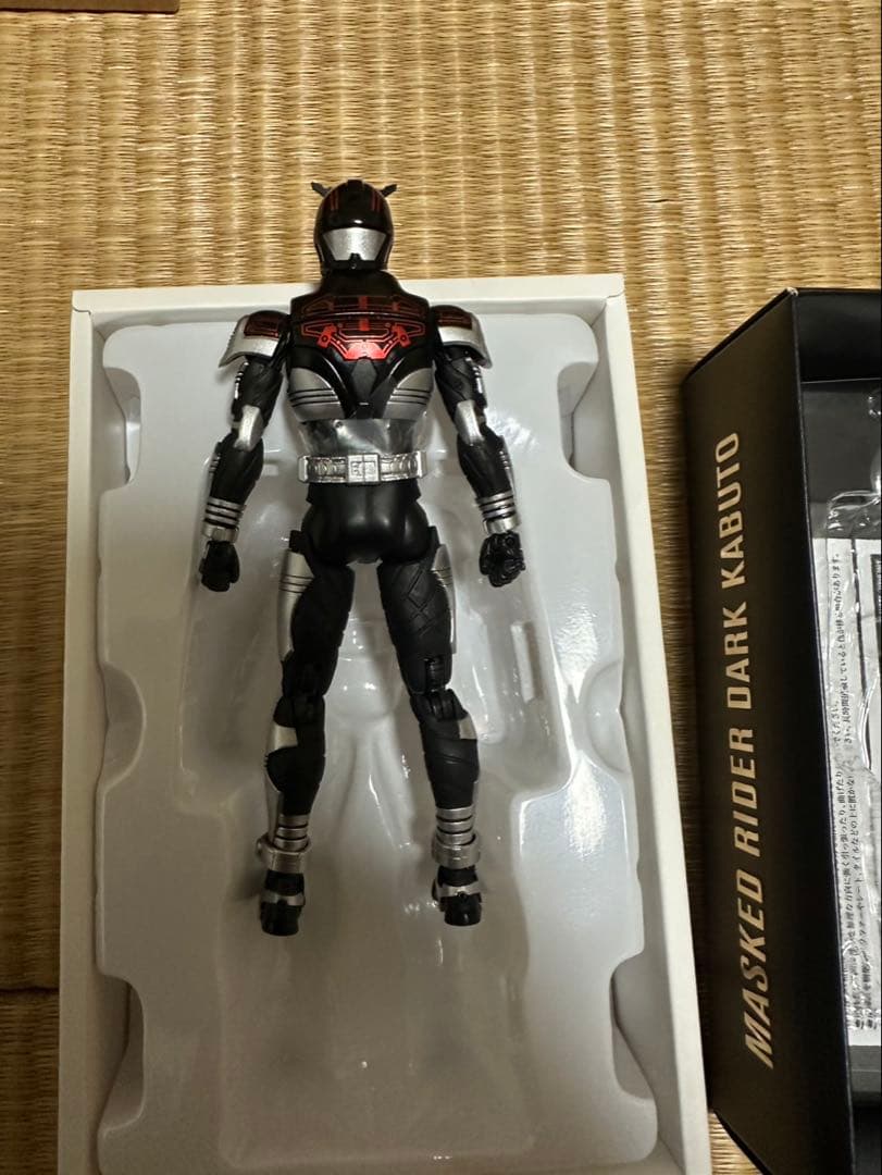 真骨彫　仮面ライダーカブト