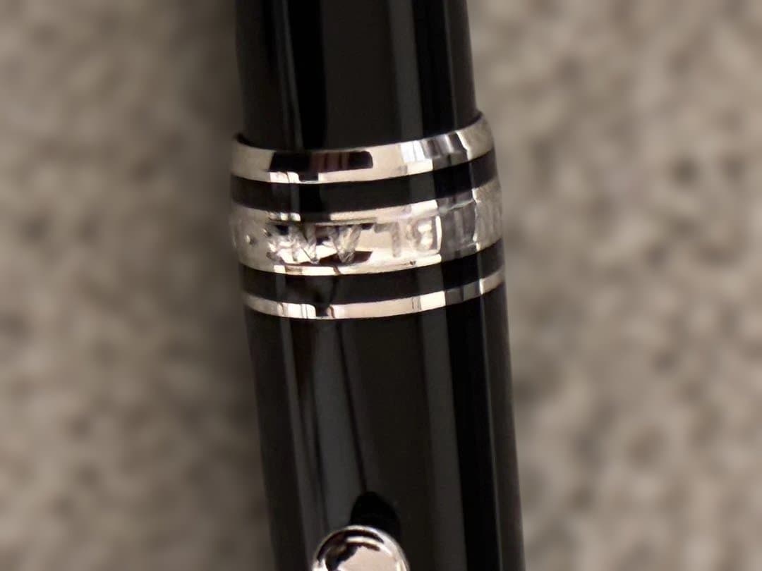 極美プラチナ◾️モンブラン◾️マイスターシュテュック クラシックP164 ボールペン