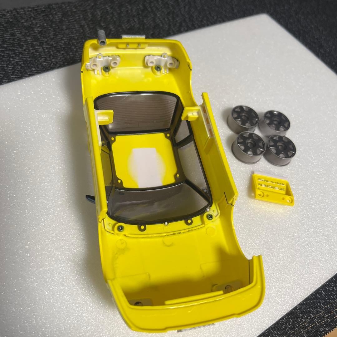 【京商】ミニッツ　ワンビア　フルエアロ　セミリトラクタブル