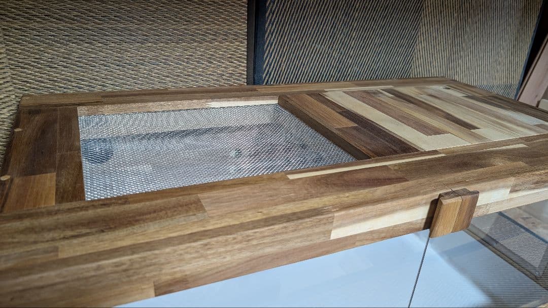 アカシア集成材15ミリ幅120縦50奥行50蜜蝋オイル仕上げ！