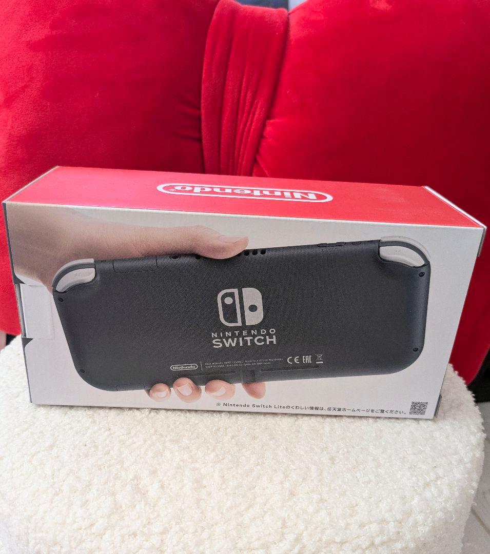 新品　Nintendo Switch Lite　任天堂　スイッチライト　グレー