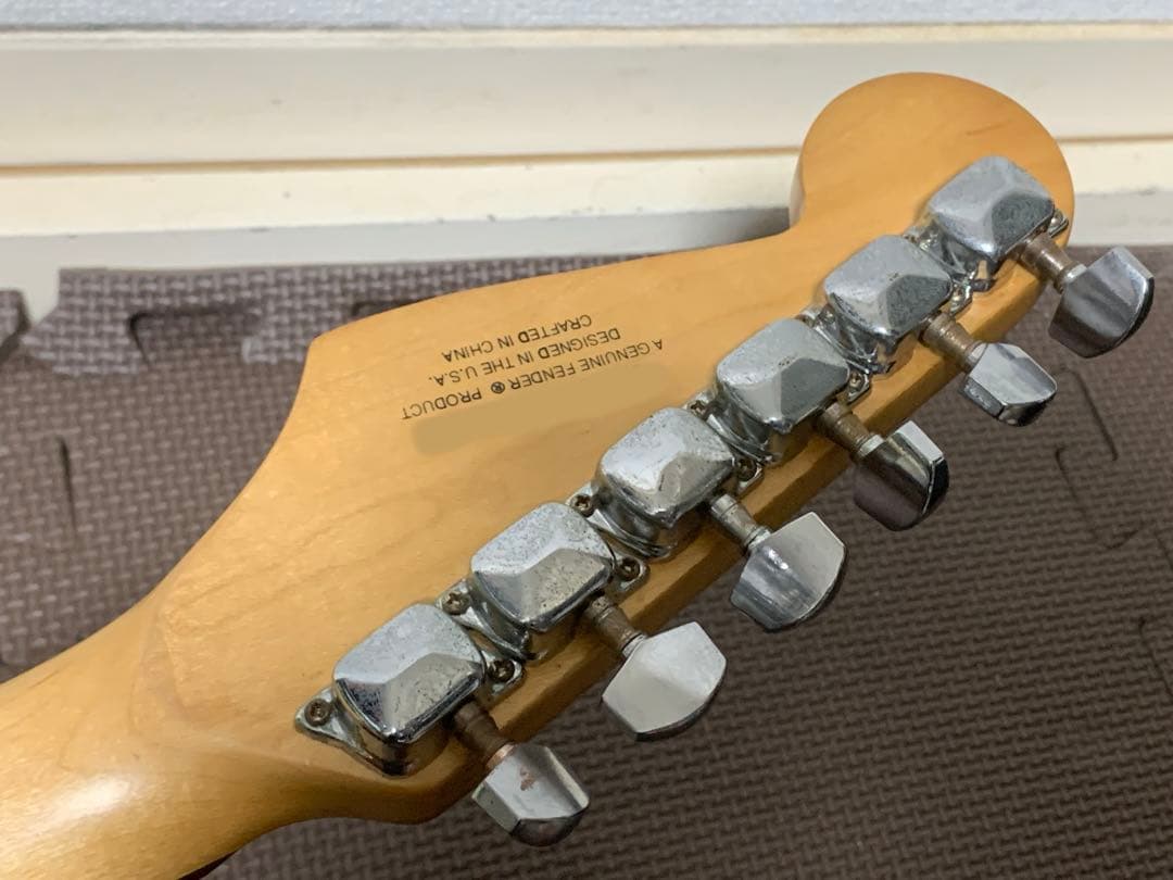 Squier by Fender スクワイヤー Bullet Stratストラト