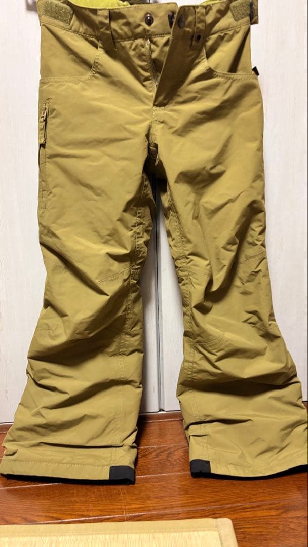 Burton スノーボードウェア上下　子ども用 120〜