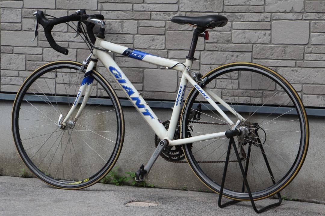 引き取り限定♪人気のGIANT♪OCR-1♪軽量アルミロードバイク♪TIAGRA