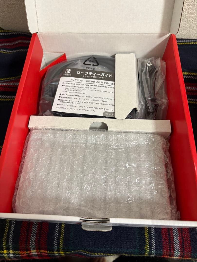 Nintendo Switch 本体 青/赤　バッテリー強化版