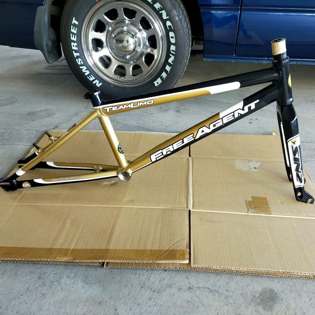 FREE AGENT TEAM LIMO BMXフレーム　カーボンフォークセット