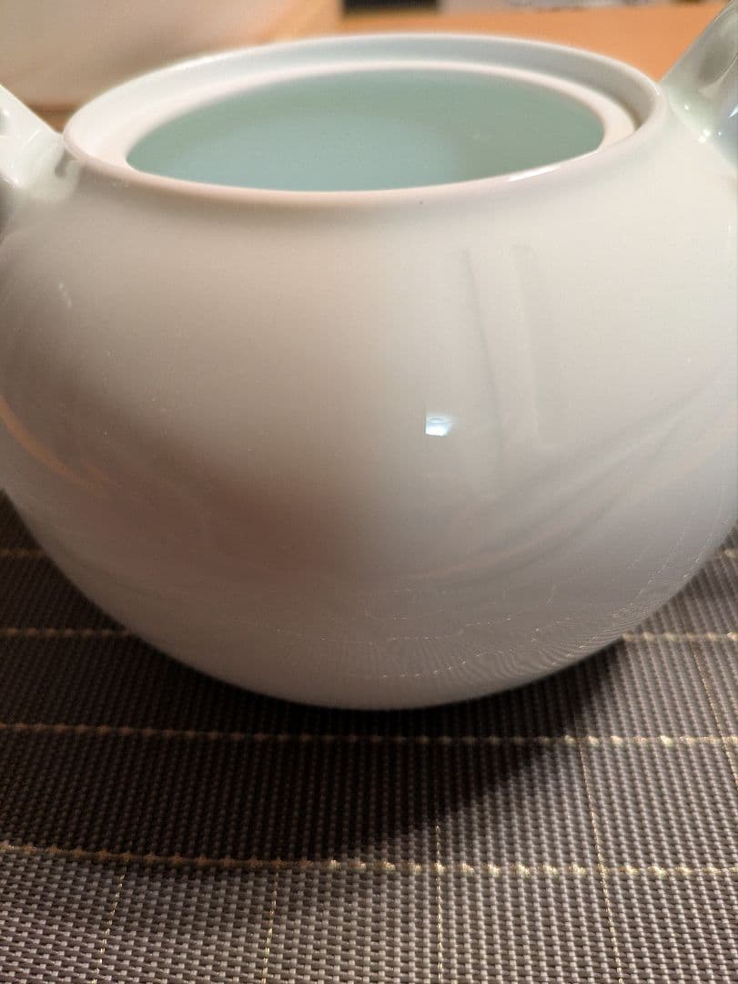 【希少・未使用】人間国宝作品　井上萬二 白磁 蓋付湯呑5客＋急須　 しおり共箱付