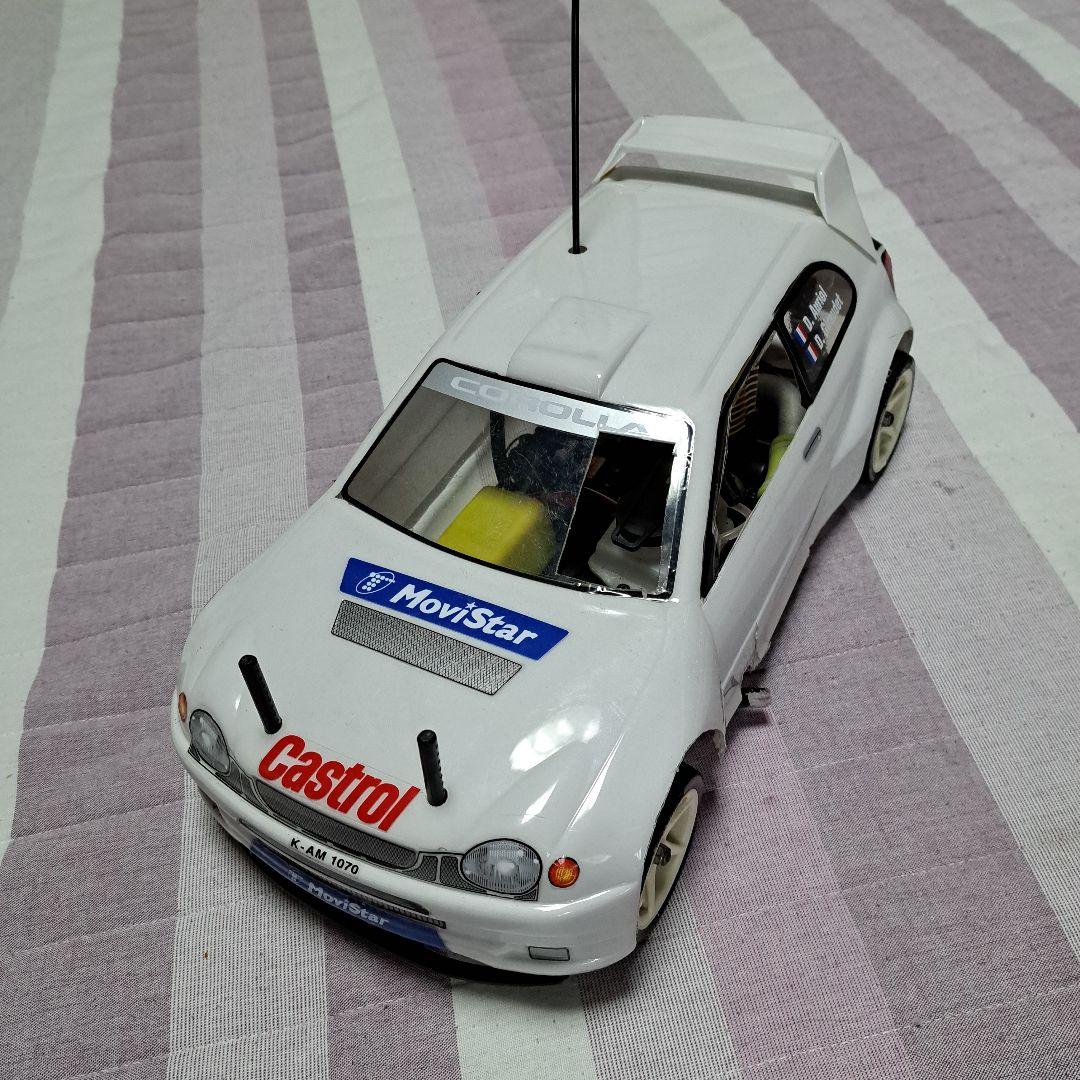 HPI製エンジンカー　ナイトロRS-4メカ付き