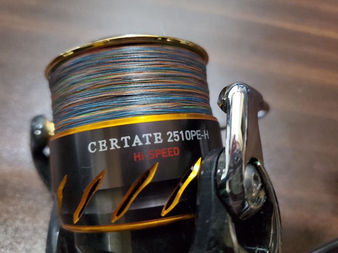 リール DAIWA CERTATE 2510PE-H