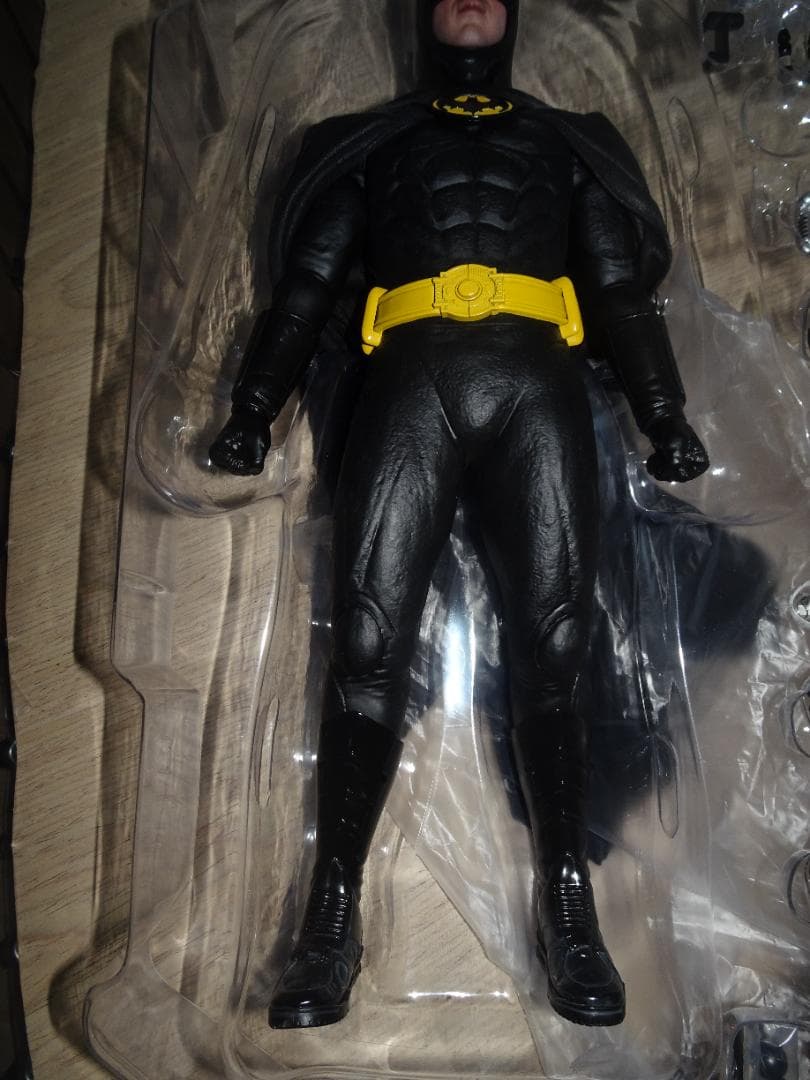 ホットトイズ バットマン 1/6 フィギュア DX 2.0 MMS693