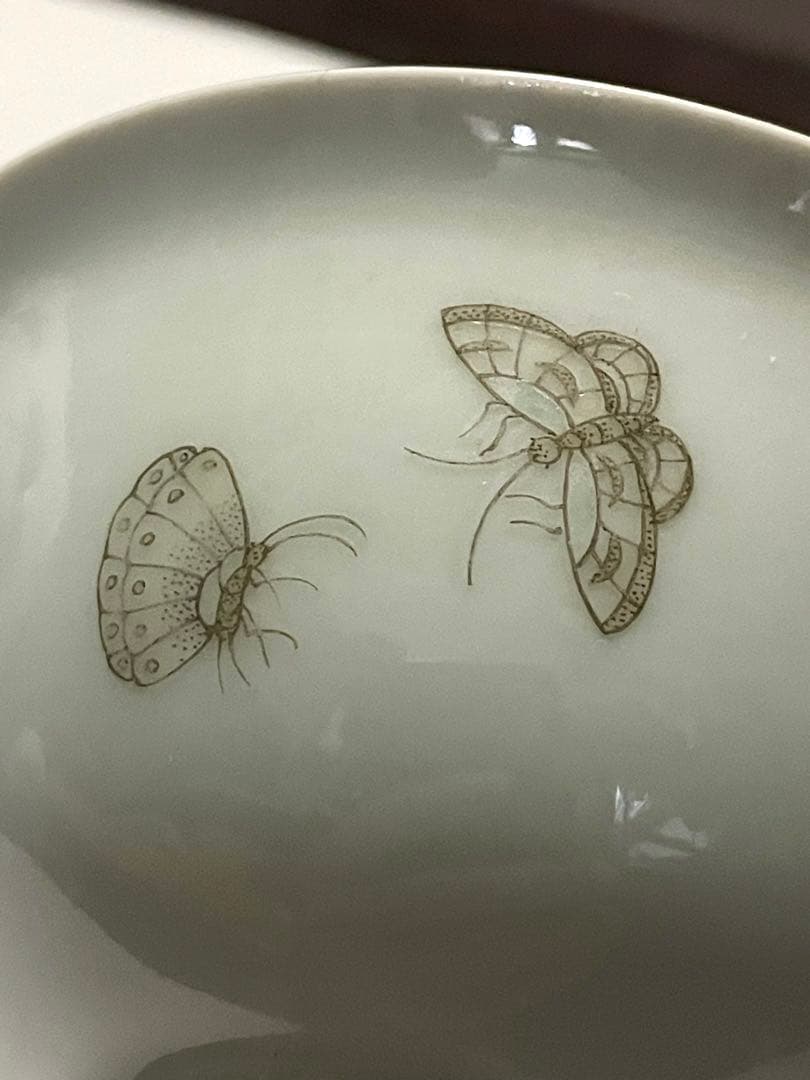 中国 清時代 旧家蔵出し 【大清康熙年製】官窯 陶芸 骨董 古玩 古美術 。