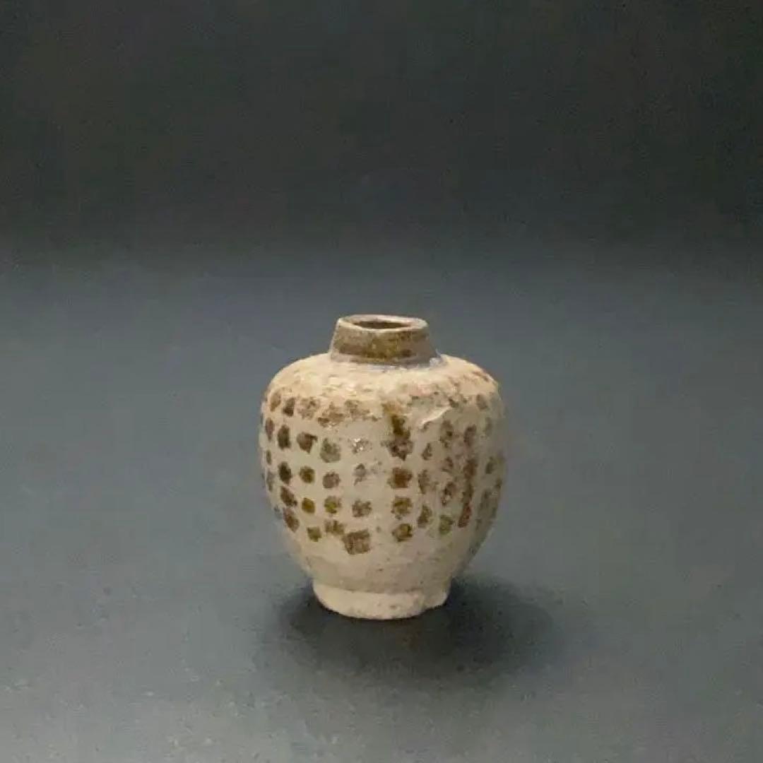 褐釉斑文小壺　タイ　スンコロク　骨董　R1396ダM