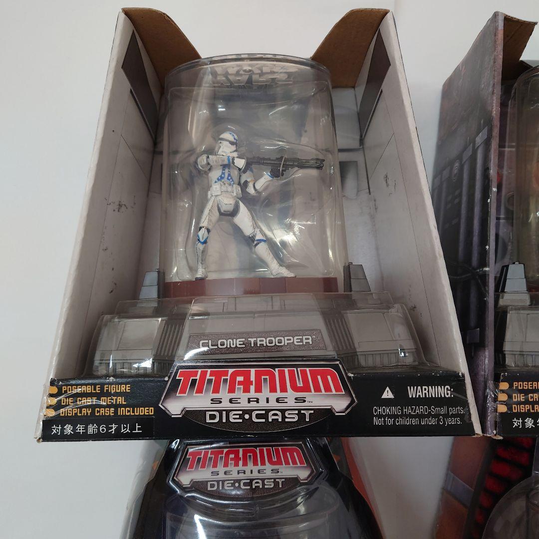スターウォーズ　タイタニウムフィギュア 4点セット　Star Wars