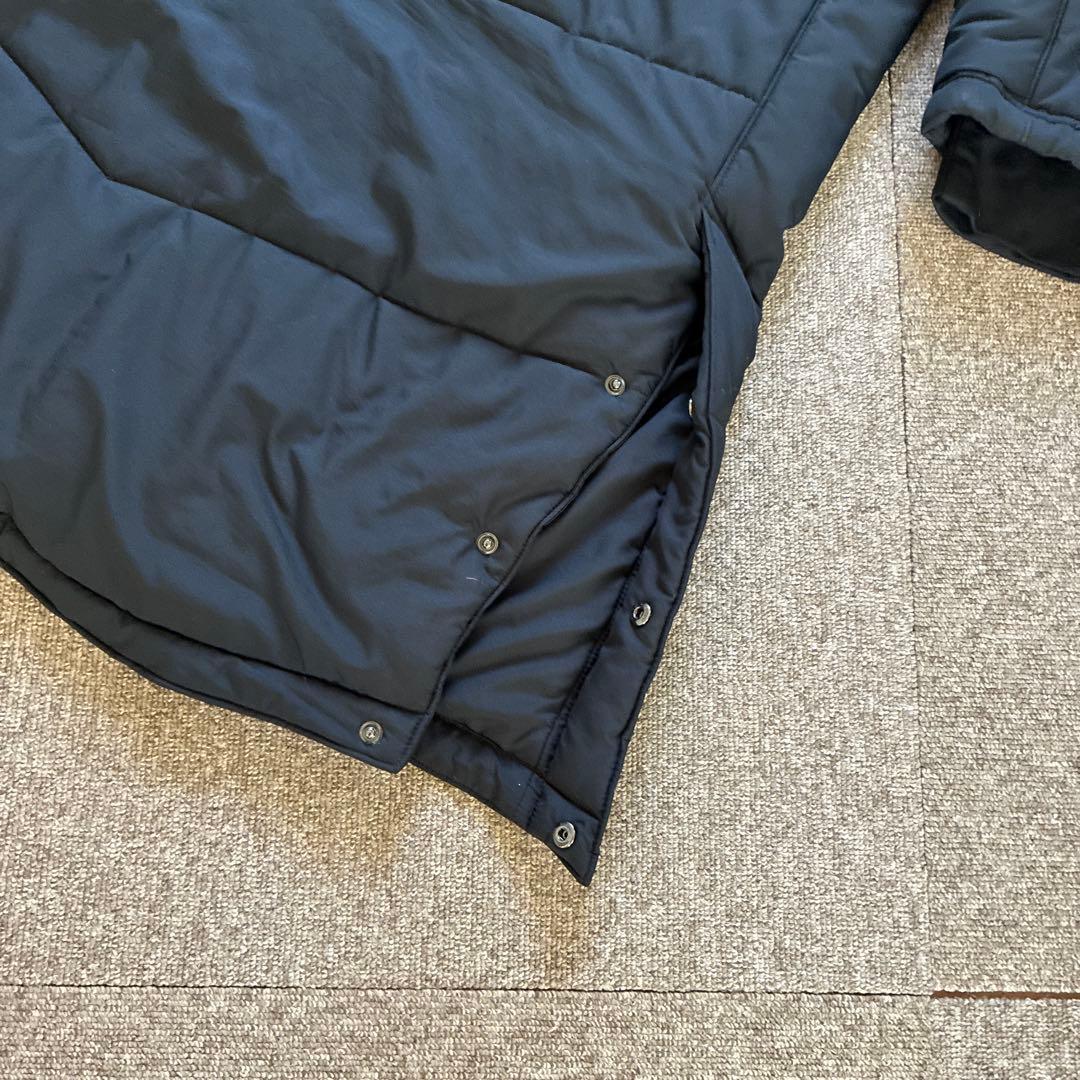 UNDER ARMOUR ブラック ベンチコート 中綿　LG