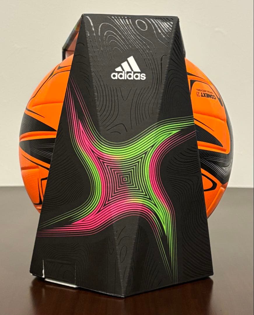 アディダス　サッカーボール　5号球　CONEXT 21