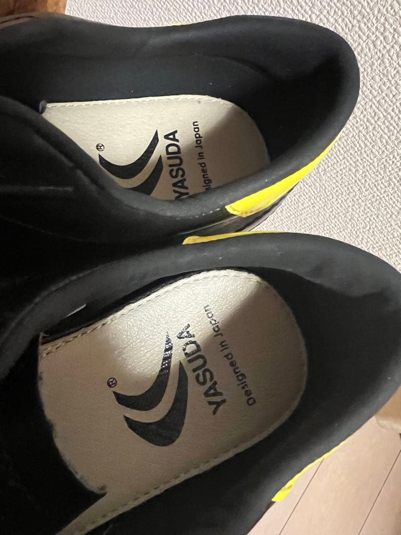 マリ様　YASUDA サッカーシューズ 黒/黄 スパイク　26.5