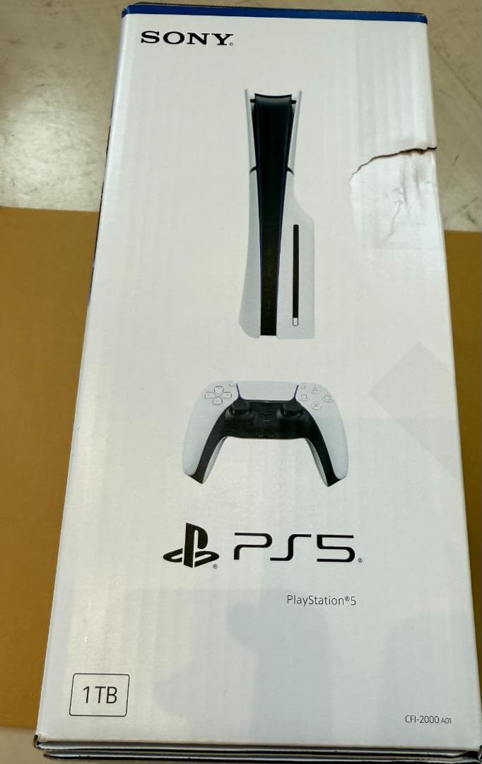 【新品未使用】PlayStation 5 CFI-2000A01 外箱破損有