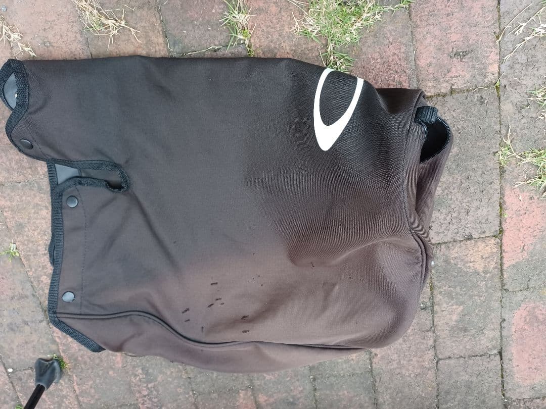 オークリー　キャディバック　スタンド