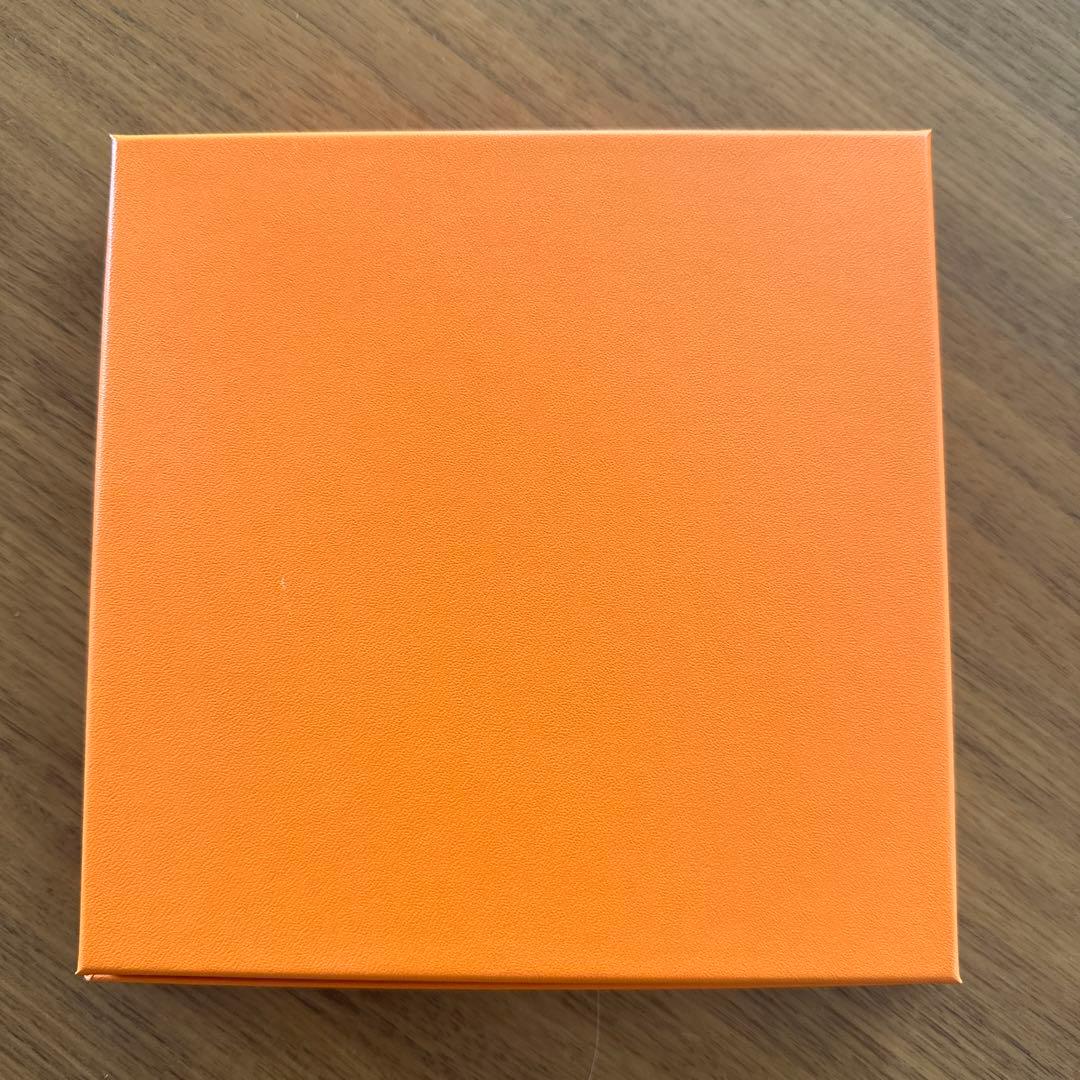 【新品未使用】HERMES エルメル カレ・タオル ステアーズ ナチュラル