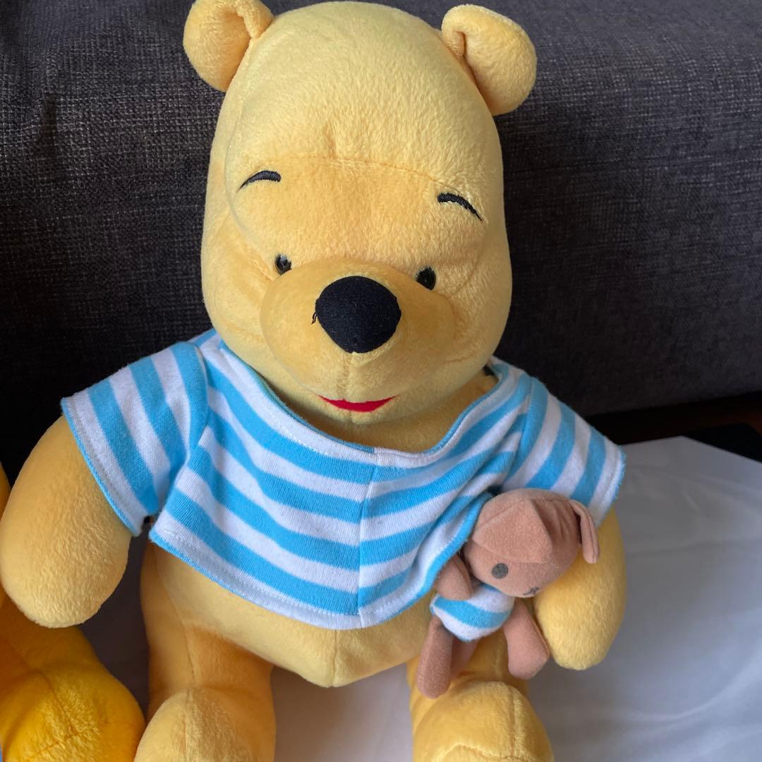 巨大プーさん ＋　プーさん11体　ぬいぐるみ