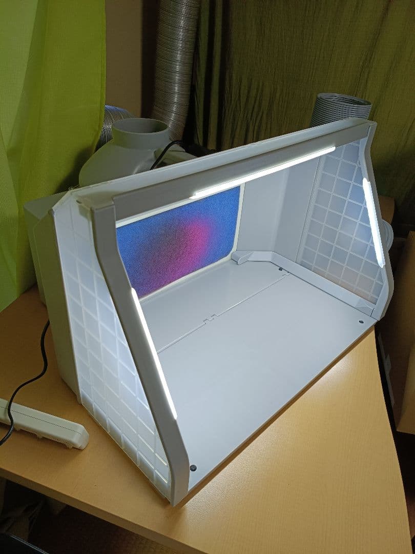 ツールズアイランド　塗装ブース