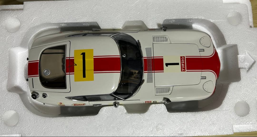 TOYOTA 2000GT 24 HRS オートアート1/18