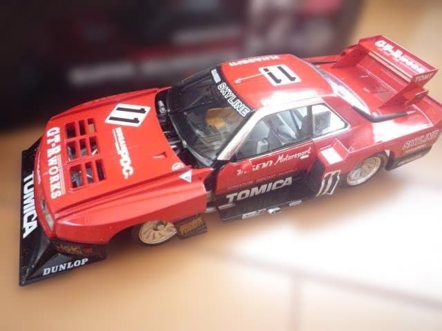 エブロ　トミカスカイラインRS スーパーシルエット　1/24　ミニカー付き