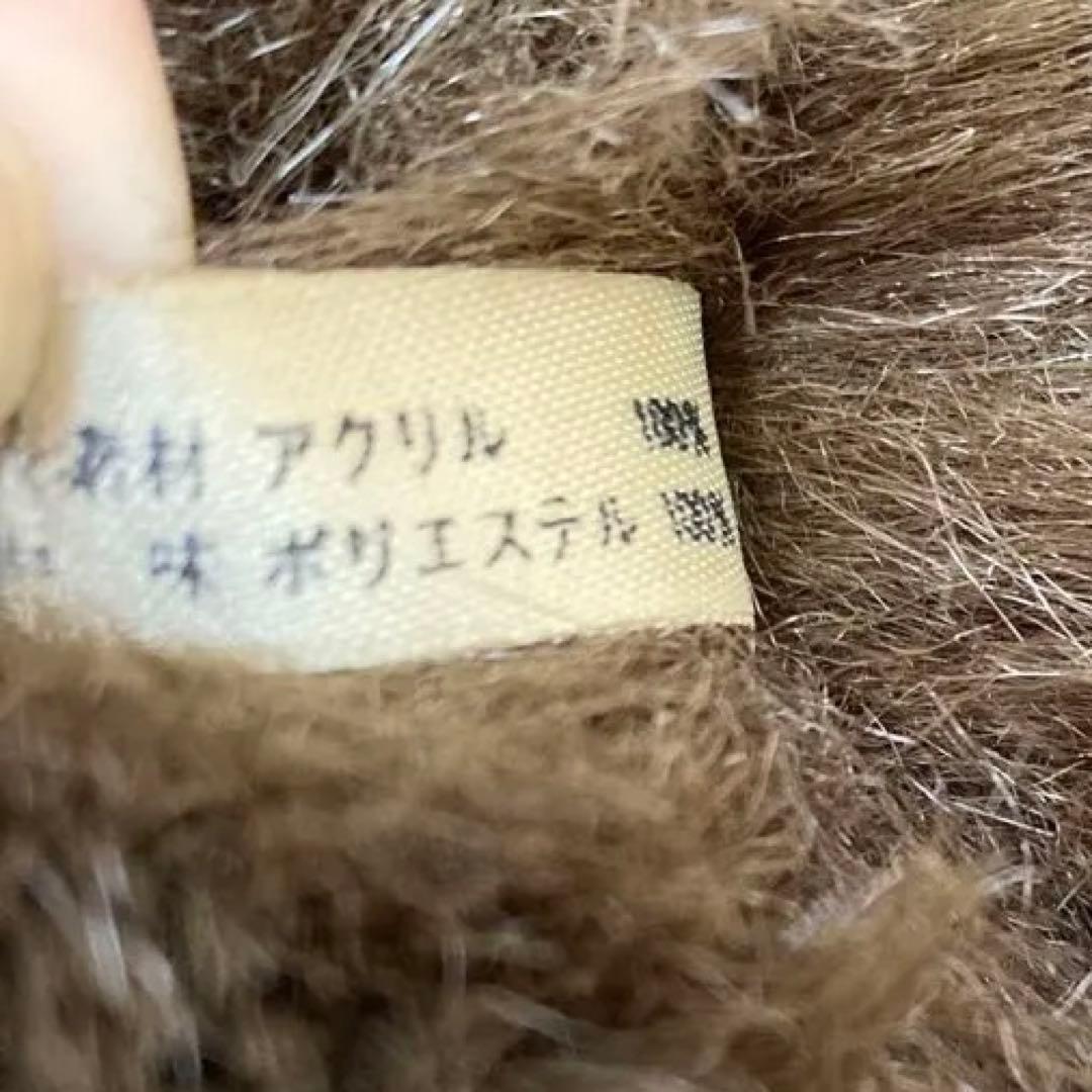 大きなゴリラのぬいぐるみ