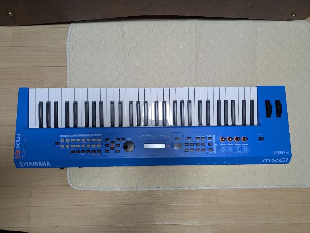 YAMAHA MX61 LIMITED EDITION ブルー