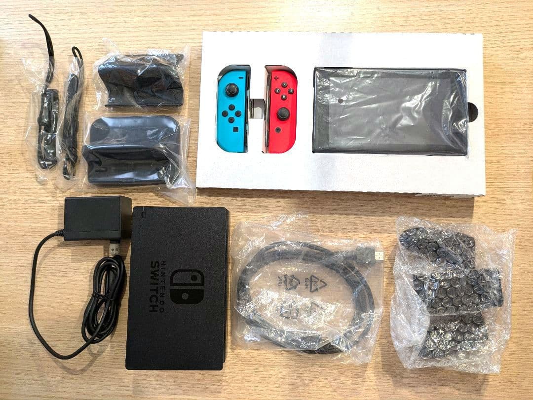 【限定セール！】Nintendo Switch 本体 ネオンブルー・ネオンレッド