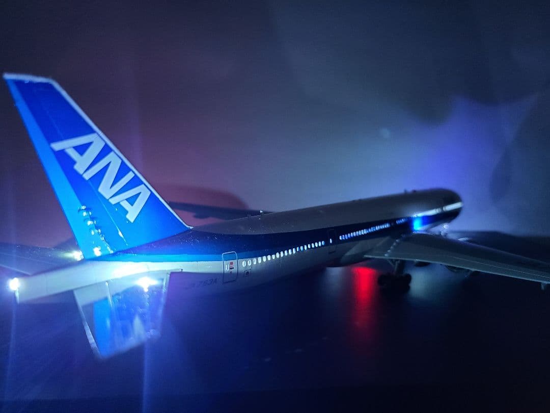 ANA Boeing 777-300 LED仕様 完成品