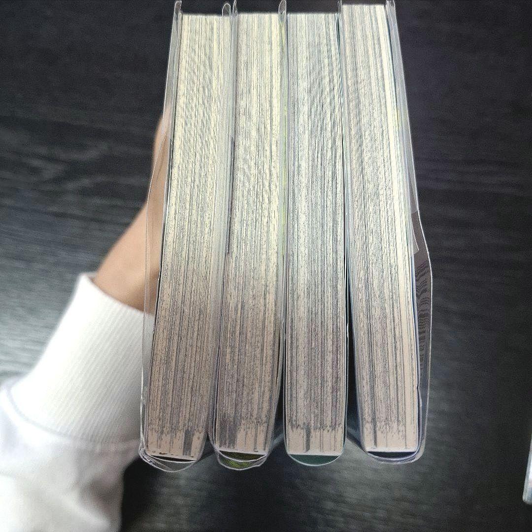 【初版限定ホログラムシール2枚付き‼️】運命の巻戻士　1~4巻 初版