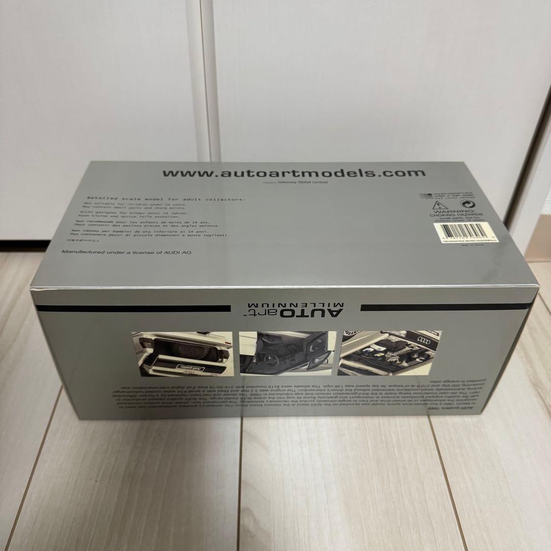 ミニカー AUTOart Audi sport Quattro 1988 1/18