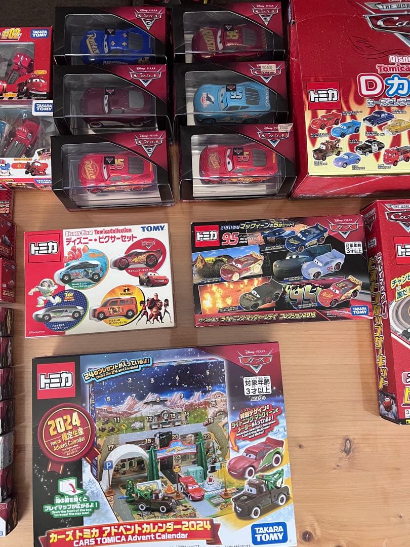 究極のカーズトミカまとめ売り　ディズニーカーズ　トミカ　入手困難多数すべて未使用