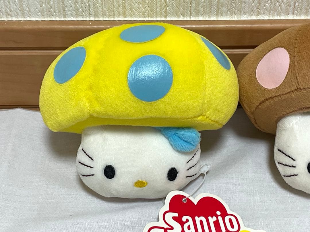 【非売品】ハローキティ ぬいぐるみ きのこ HELLO KITTY タグ付 レア