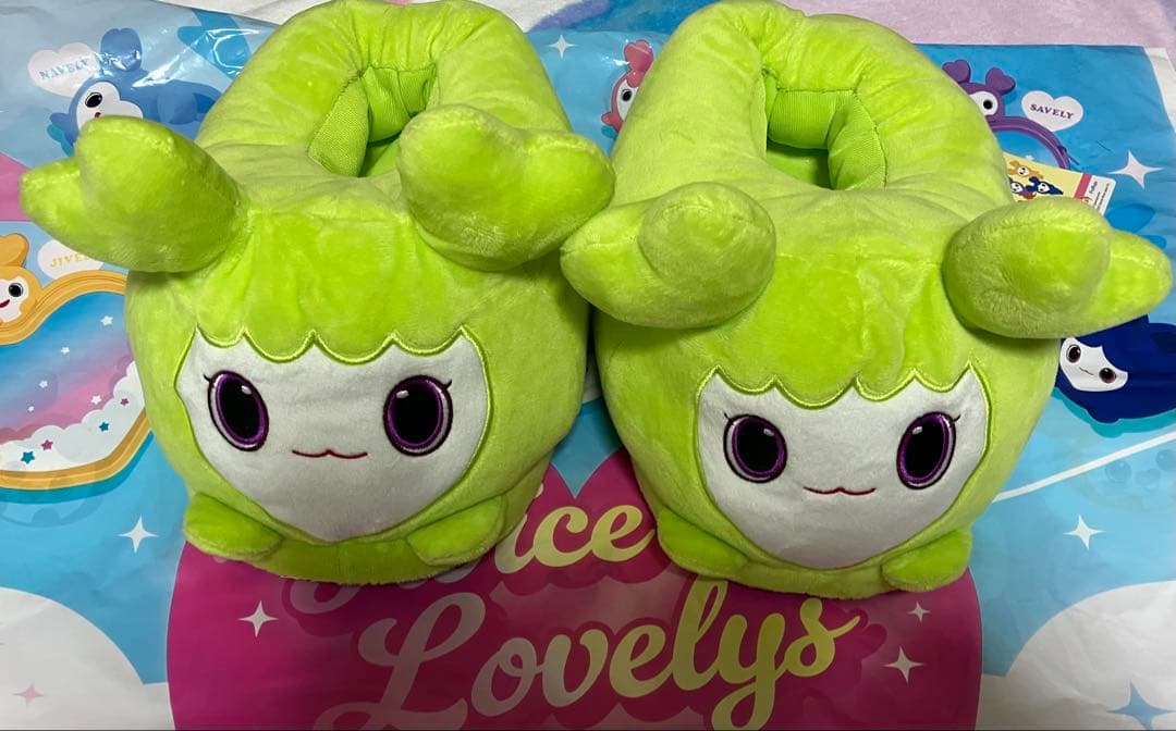 TWICE LOVELYS ぬいぐるみスリッパ コンプリート 全メンバー セット