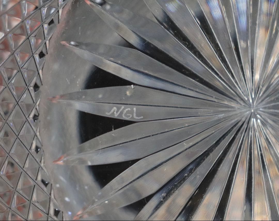 NGL クリスタル　カットガラス花瓶　送料込み251023