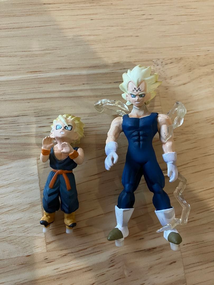 ドラゴンボールフィギュア7体　ドラカプ4 愛する者のための戦い　カプセル付き