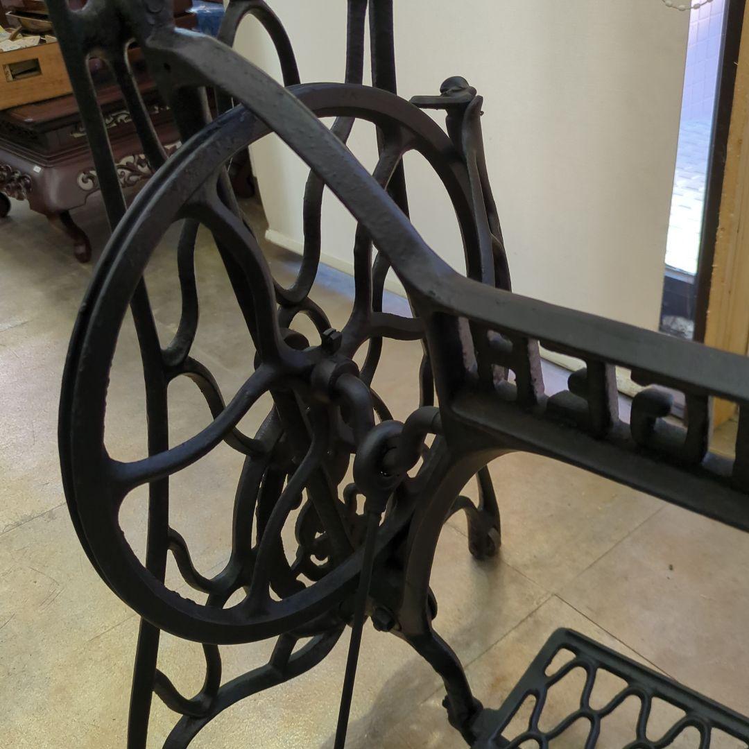 アンティーク　SINGER アイアン　ミシン　脚のみ　あみあみ　テーブル