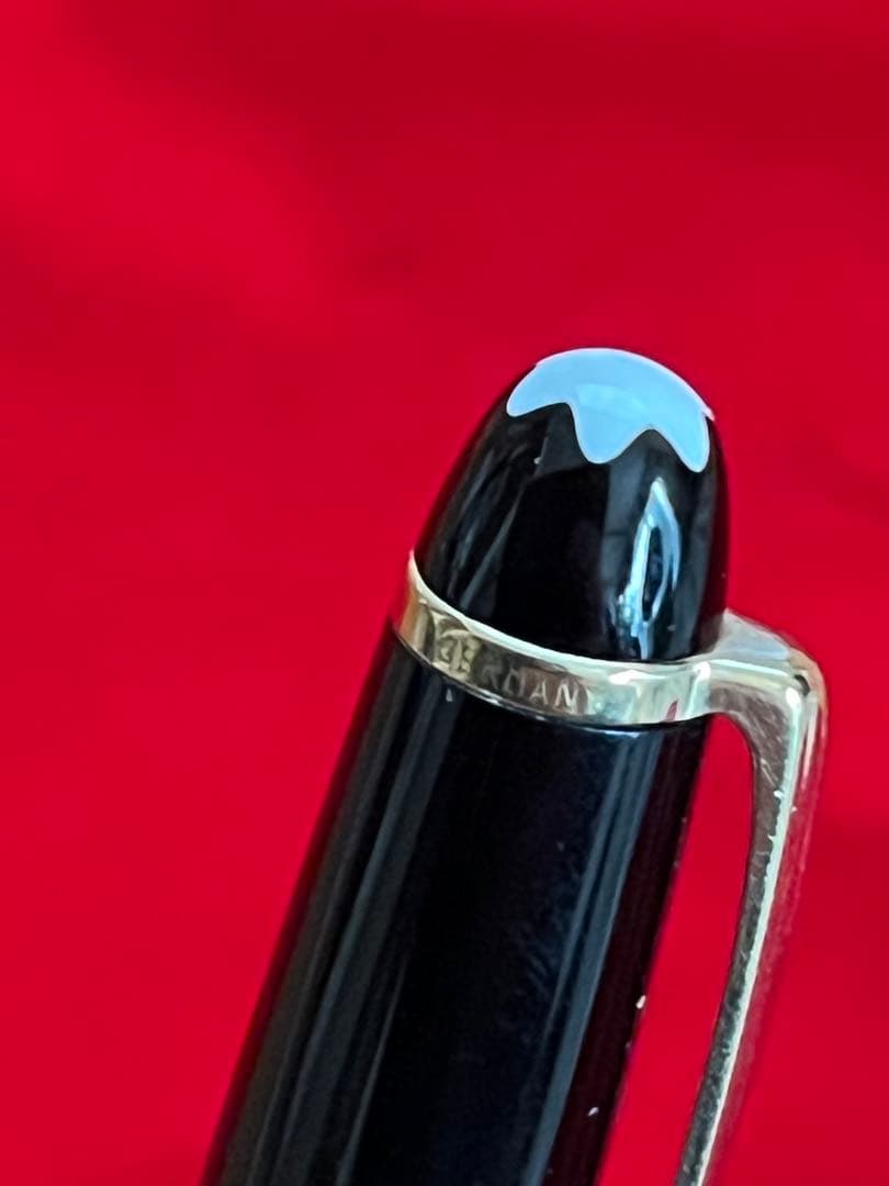 モンブランボールペン マイスターシュテュック 164 ゴールド❗️艶やかです‼️